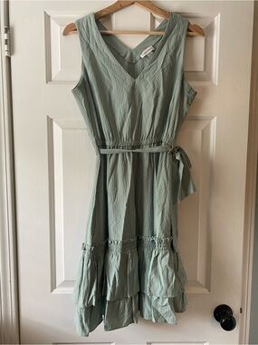 Calvin Klein Sage Green Tiered V-Neck Sleeveless Dress